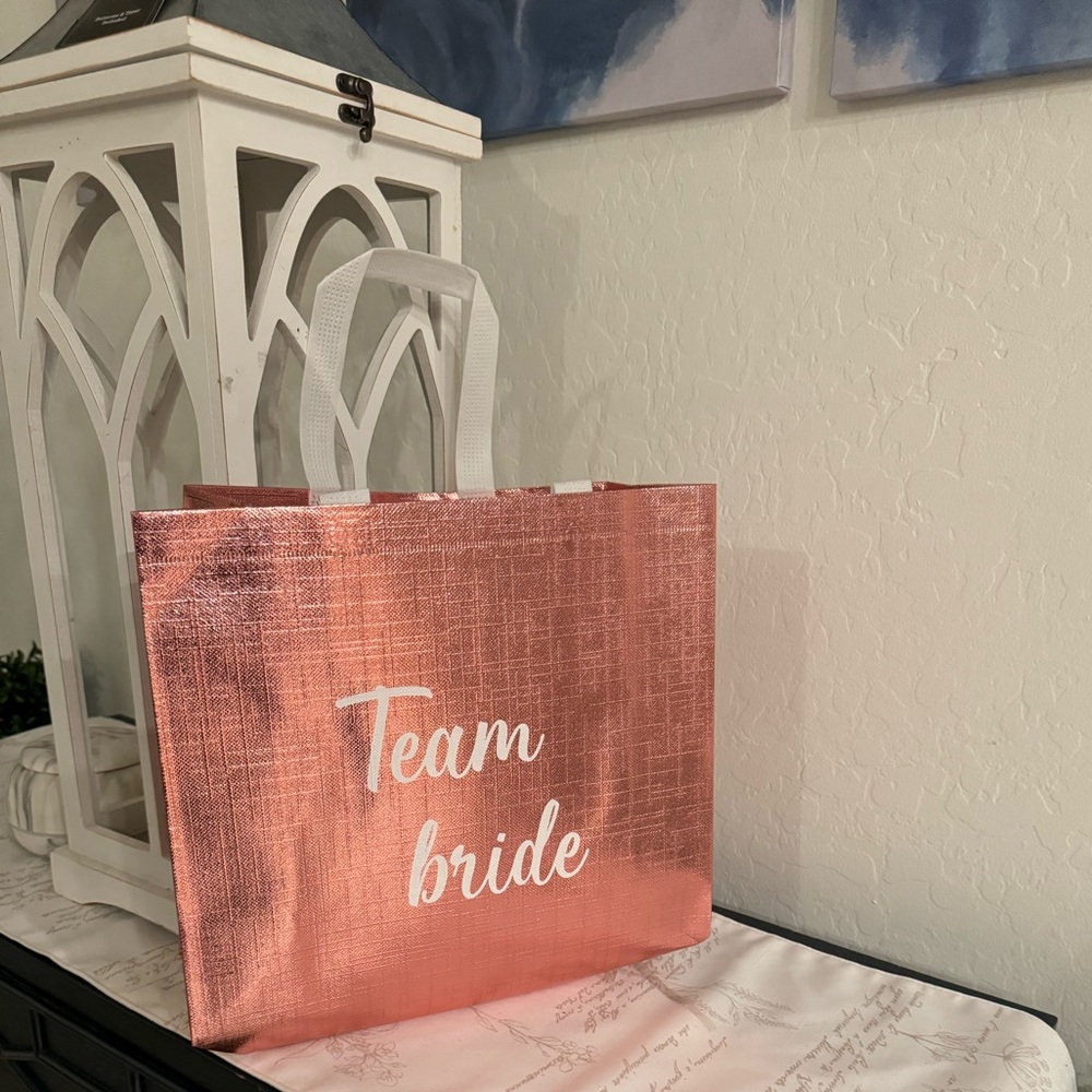 NWT 16 pcs Rose Gold Team Bride Tote